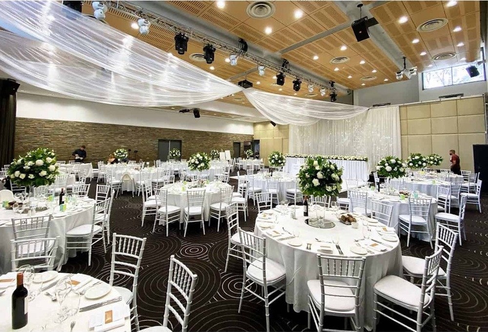 A luxurious and classy wedding space A luxurious and classy wedding space